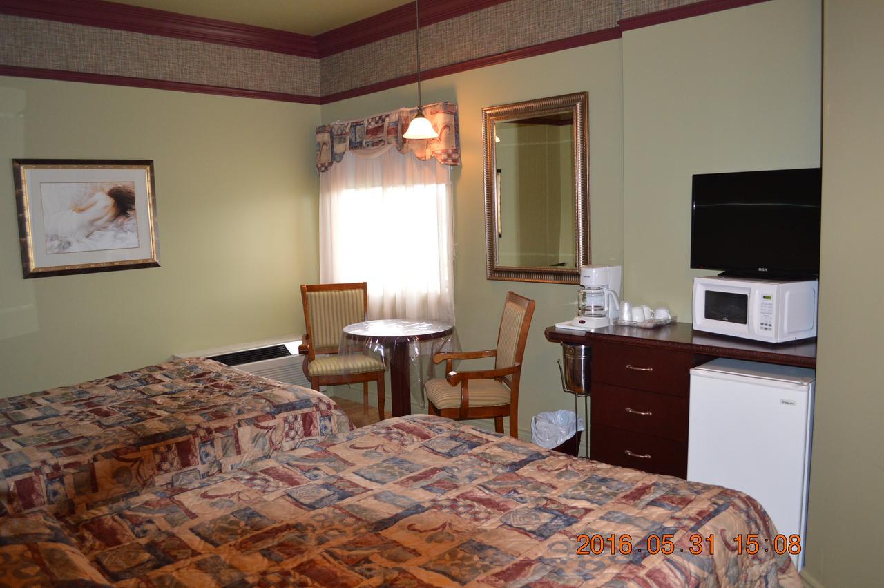 Motel-Auberge Helene Victoriaville Ngoại thất bức ảnh