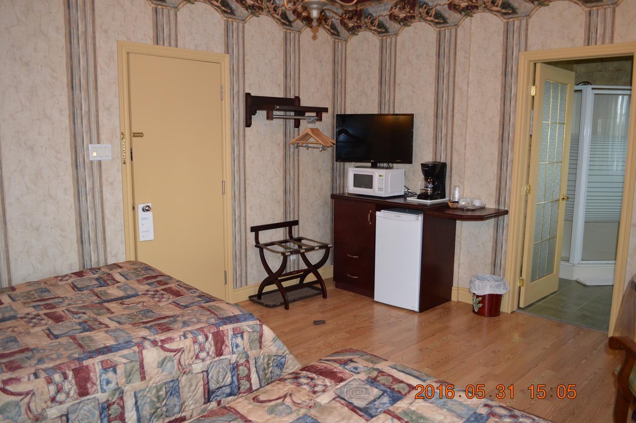 Motel-Auberge Helene Victoriaville Ngoại thất bức ảnh