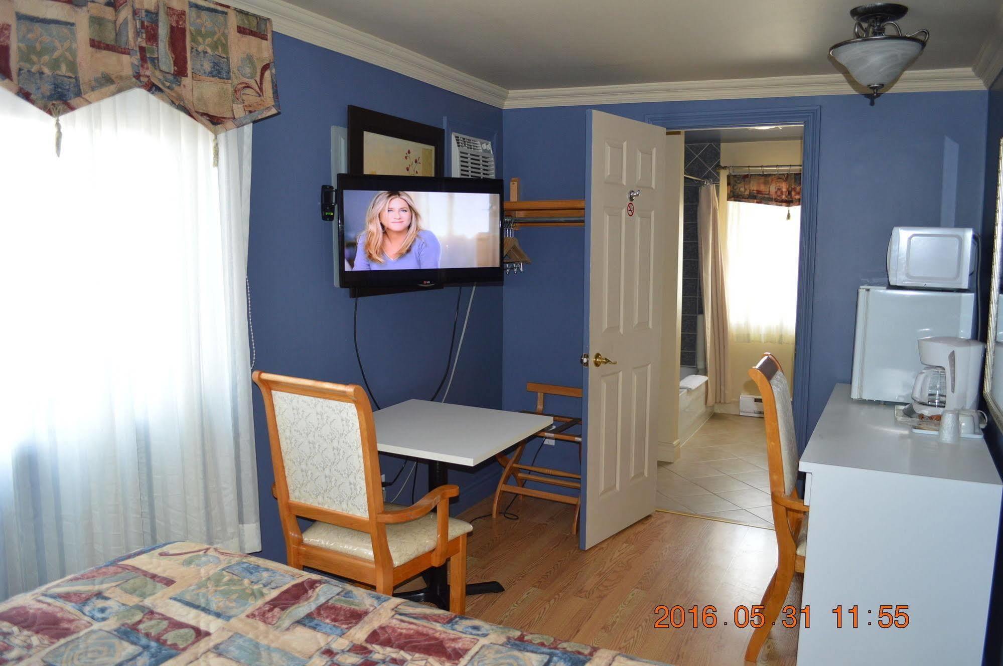 Motel-Auberge Helene Victoriaville Ngoại thất bức ảnh