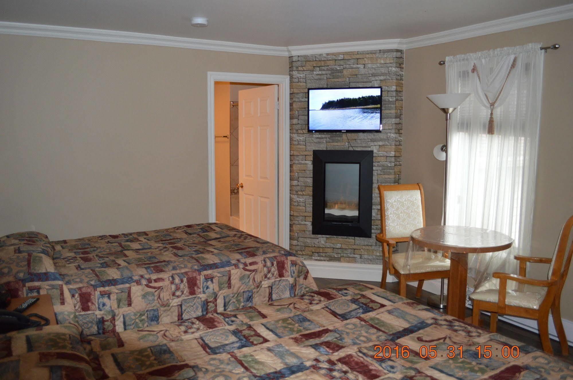 Motel-Auberge Helene Victoriaville Ngoại thất bức ảnh